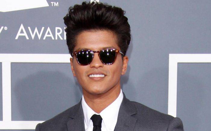 who is bruno mars dating right now