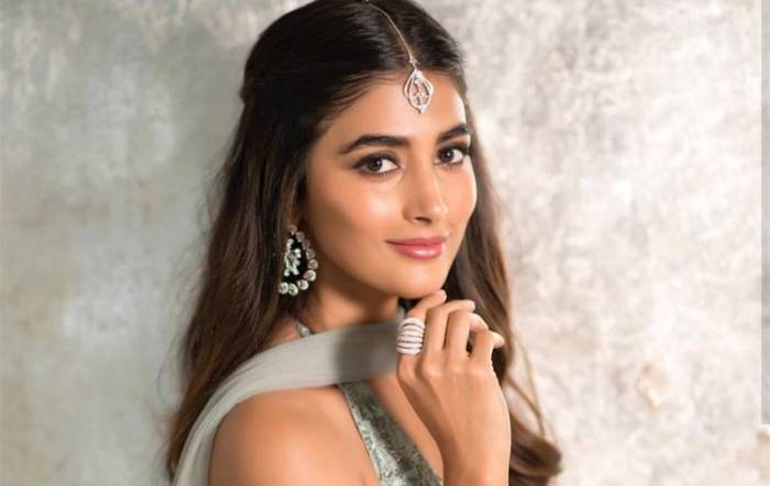 Pooja Hegde Lifestyle Wiki Net Worth Income Salary House
