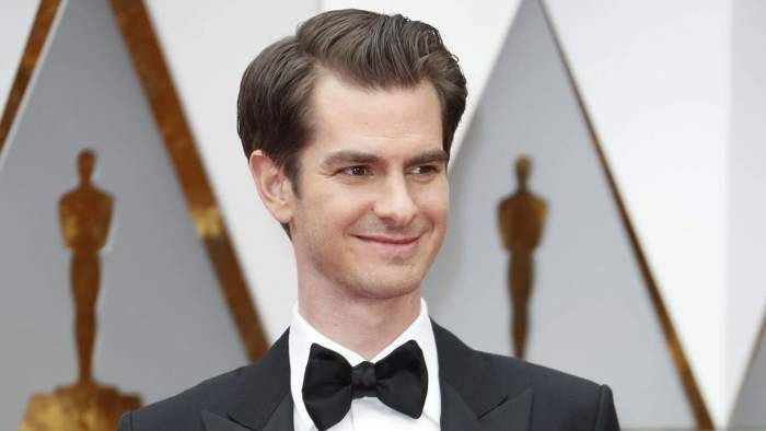 Andrew Garfield Lifestyle Wiki Net Worth Income Salary House Cars Favorites Affairs Awards Family Facts Biography - Topplanetinfocom Entertainment Technology Health Business More