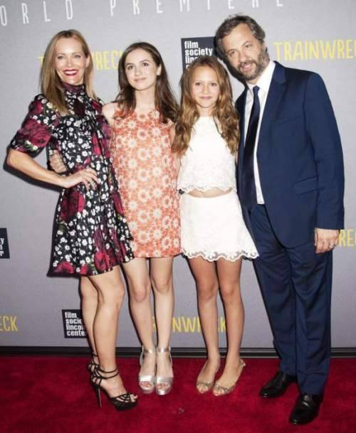 Iris Apatow (Model) Wiki, Biography, Age, Boyfriend, Family, Facts and More