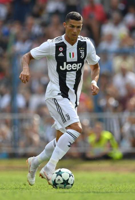 Featured image of post Cristiano Ronaldo Wiki Cristiano ronaldo dos santos aveiro was born on february 5 1985 in madeira portugal to maria dolores dos santos aveiro and jos diniz aveiro