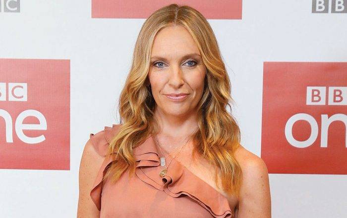 Toni collette hot