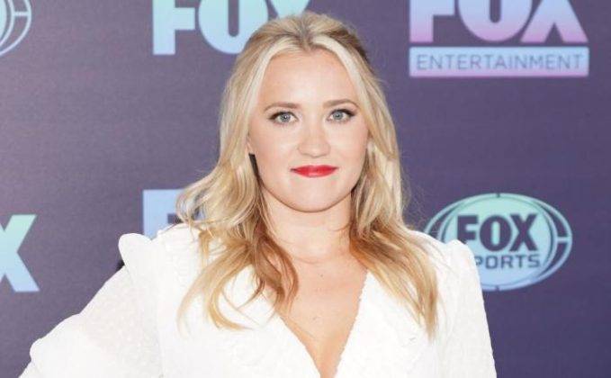 Emily Osment Lifestyle Wiki Net Worth Income Salary House Cars