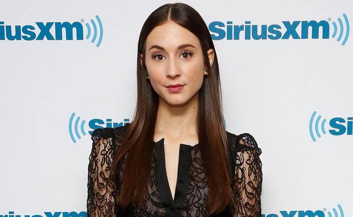Troian Bellisario Lifestyle, Wiki, Net Worth, Income, Salary, House, Cars, Favorites, Affairs, Awards, Family, Facts & Biography