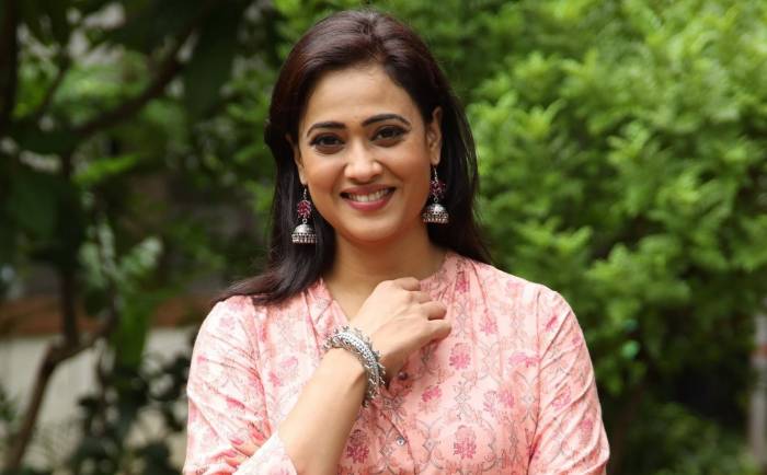Shweta Tiwari Lifestyle Height Wiki Net Worth Income