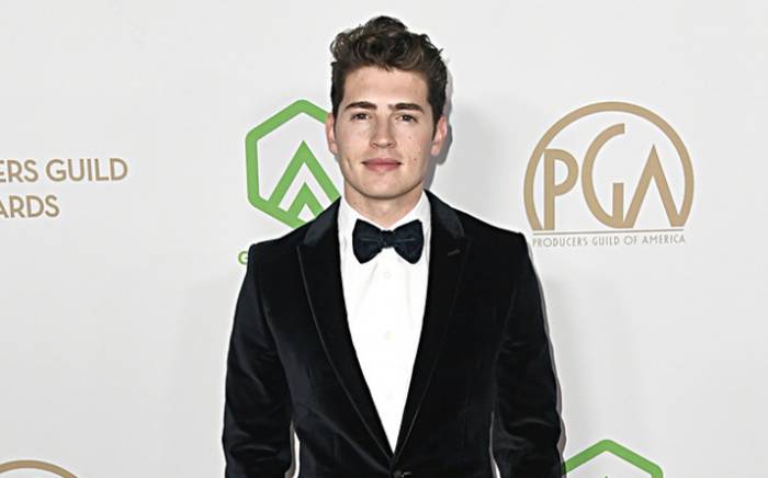 Gregg Sulkin Lifestyle Age Height Weight Family Wiki