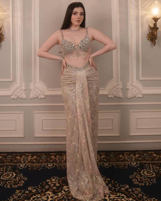 Aastha Shah Looks