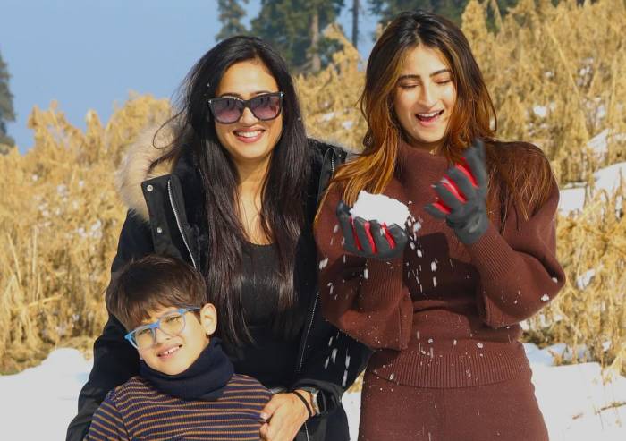 Palak Tiwari Family