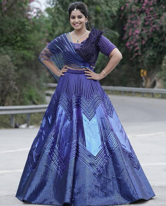 Anushree Looks